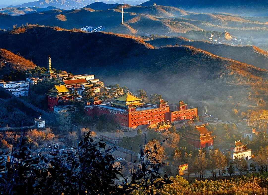 承德,高科技革新力量,重塑未来生活体验之城